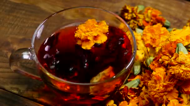 Antioxidante Close Chá Natural Flores Calêndula Vista Superior Chá Para — Vídeo de Stock