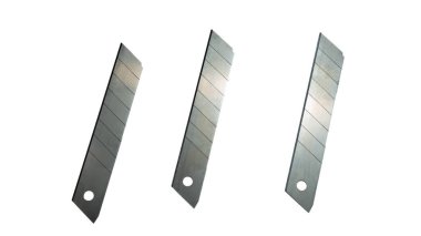 Kırtasiye bıçağının düz vektörü. İnşaat aleti. Beyaz arka planda izole edilmiş inşaat bıçağı.