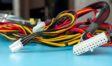 Bilgisayar kabloları, PC bağlantıları. Bilgisayar kabloları.