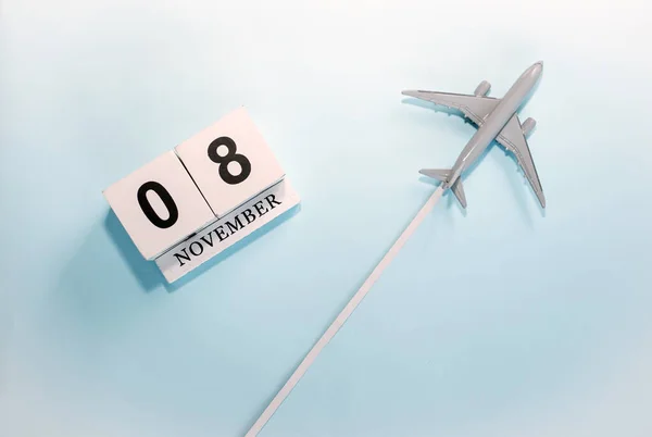 Listopad Kalendarz Numerem Widok Góry Kalendarza Latającym Samolotem Pasażerskim Harmonogram — Zdjęcie stockowe