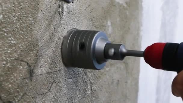 Installation Douilles Dans Mur Ouvrier Perce Une Douille Dans Mur — Video