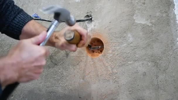 Installation Socket Boxes Brick Wall Male Worker Dismantles Reinforcement Wall — Stock Video