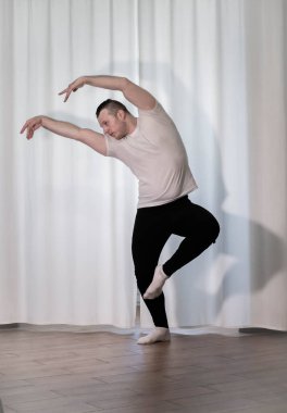 Dans eden balerin pozu