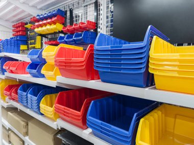 renkli plastik depolama kutuları veya plastik parçalar kutusu, raf yedek parçalar için plastik depolama kutusu .