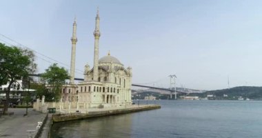 İstanbul, iki kıtayı birbirine bağlayan yer