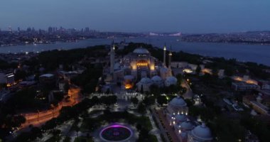 Ayasofya, tarihteki en büyük sembol.