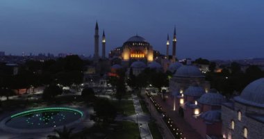 Ayasofya, tarihteki en büyük sembol.