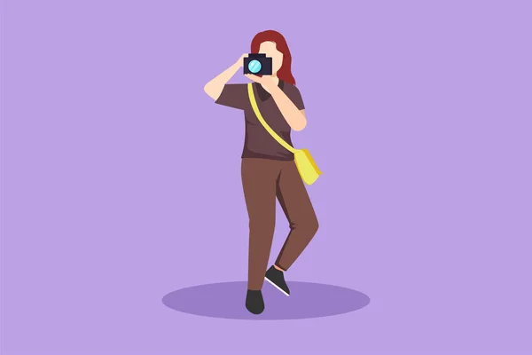 カメラとスリングバッグで美しい女性を描いた漫画のフラットスタイル 女性パパラッチまたはジャーナリストの職業 デジタル写真の趣味活動 グラフィックデザインベクターイラスト — ストックベクタ