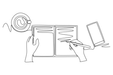 Akıllı telefon ekranı ve çalışma masasında bir fincan kahve ya da çayın yanında el yazısı jestlerinin üst perdesini çizmeye devam et. İşçi aleti. Tek çizgi çizimi tasarım vektörü grafik çizimi