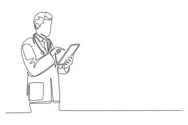 Tabletteki sağlık ve tıbbi kayıtları okumak için ayakta duran tek sıra erkek doktor pozu. Tıbbi sağlık araştırma konsepti. Bir çizgi çizimi grafik tasarım vektör çizimi