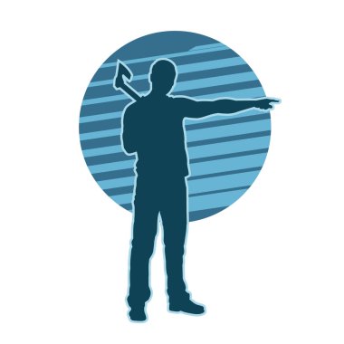 Geniş baltalı bir erkek oduncunun silueti. Elinde baltayla ayakta duran bir orman işçisinin silueti..