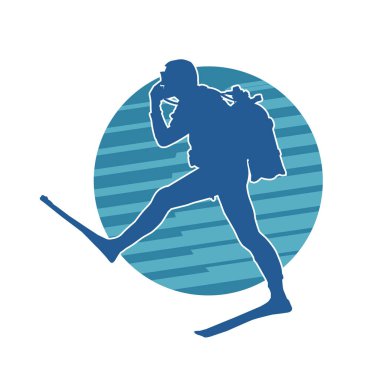 Dalgıç kıyafetli bir adamın silüeti tüplü dalışa hazır