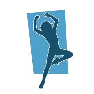 Hareketli bir kadın dansçının silueti. Mutlu dans eden bir kadının silueti..