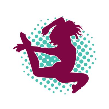 Neşeli bir şekilde atlayan mutlu, zayıf bir kadının silueti.