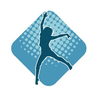 Hareketli bir kadın dansçının silueti. Mutlu dans eden bir kadının silueti..