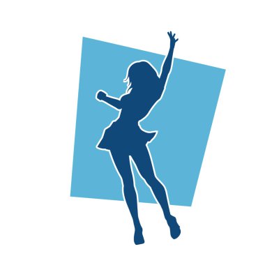 Hareketli pozlarda mini etek giyen bir kadın dansçının silueti. Zayıf bir kadının silueti mutlu bir şekilde dans ediyor..