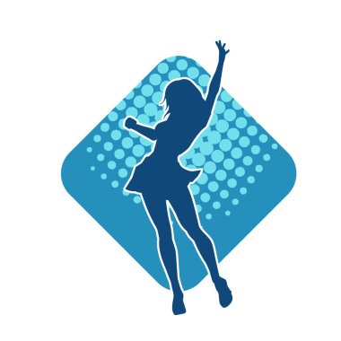 Hareketli pozlarda mini etek giyen bir kadın dansçının silueti. Zayıf bir kadının silueti mutlu bir şekilde dans ediyor..