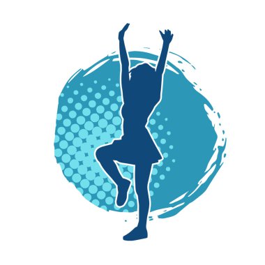 Hareketli pozlarda mini etek giyen bir kadın dansçının silueti. Zayıf bir kadının silueti mutlu bir şekilde dans ediyor..