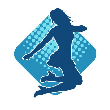 Hareketli pozlarda mini etek giyen bir kadın dansçının silueti. Zayıf bir kadının silueti mutlu bir şekilde dans ediyor..