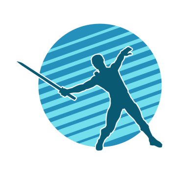 Bir erkek savaşçının silueti kılıçla poz veriyor. Kılıç taşıyan bir savaşçının silueti..