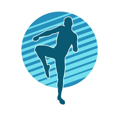 Hareketli erkek kickboksör atletinin silueti. Tekme atan bir adamın silueti..