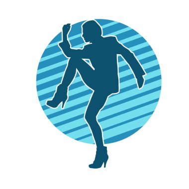 Hareketli bir kadın dansçının silueti. Dans eden zayıf bir kadının silueti..