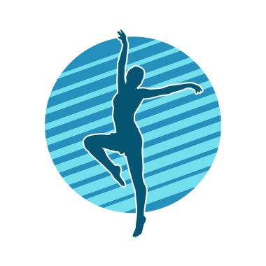 Hareketli bir kadın balerin silueti. Dans eden balerin kızın silueti..