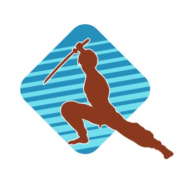 Bir erkek savaşçının silueti kılıçla poz veriyor. Kılıç taşıyan bir savaşçının silueti..