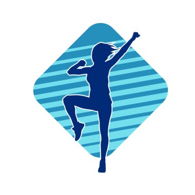 Zayıf kadın silueti egzersiz yapıyor. Spor yapan, spor yapan bir kadının silüeti.. 