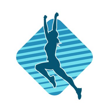 Neşeli bir şekilde atlayan mutlu, zayıf bir kadının silueti.