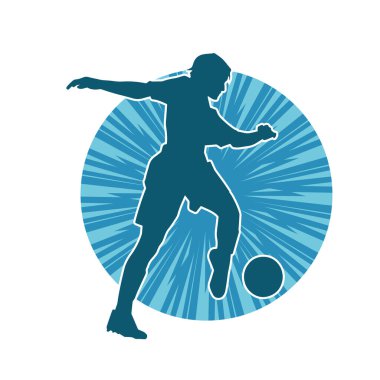 Topa vuran bayan futbolcunun silueti. Hareketli bir futbolcu kadının silueti..