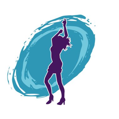 Hareketli pozlarda mini etek giyen bir kadın dansçının silueti. Zayıf bir kadının silueti mutlu bir şekilde dans ediyor..