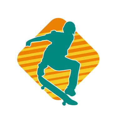 Hareket halindeki bir erkek silueti kaykay üzerinde poz veriyor. Kaykaylı bir şehir çocuğunun silueti..