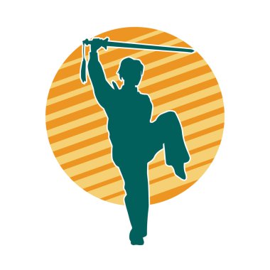 Kung fu 'nun silueti ya da Wushu dövüş sanatları sporcusu pozu. Kılıçlı bir erkek dövüş sanatının silueti..