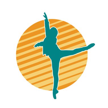 Hareketli bir kadın balerin silueti. Dans eden balerin kızın silueti..