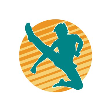 Dövüş sanatları tekmesi pozu veren bir erkek modelin silueti. Dövüş sanatlarının silueti..