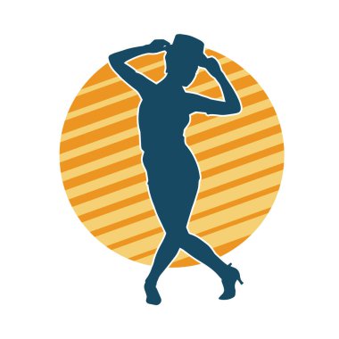 Hareketli kadın kabare dansçısının silueti. Şık kıyafetli bir kadının silueti mutlu bir şekilde dans ediyor..