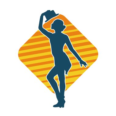 Hareketli kadın kabare dansçısının silueti. Şık kıyafetli bir kadının silueti mutlu bir şekilde dans ediyor..