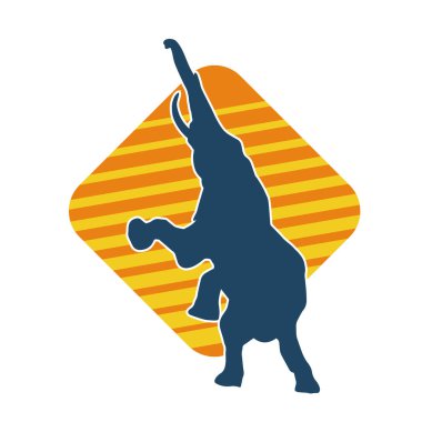 Büyük bir fil hayvanının silueti. Vahşi bir fil hayvanının silueti..