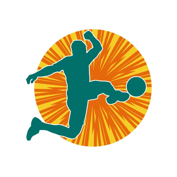 Top tekmeleyen bir erkek futbolcunun silueti. Hareket halindeki bir futbolcunun silueti.