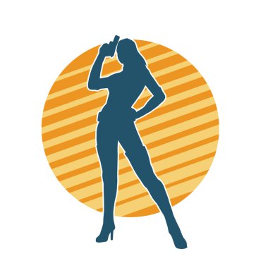 Kadın dövüşçü silueti. Tabanca ya da tabanca taşıyor..