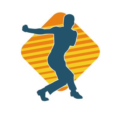 Doğu dövüş sanatı pozu veren bir adamın silueti. Dövüş sanatlarında bir erkeğin silueti..