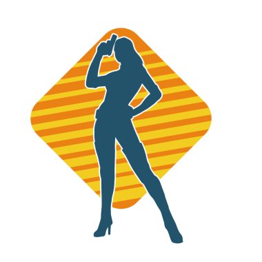 Kadın dövüşçü silueti. Tabanca ya da tabanca taşıyor..