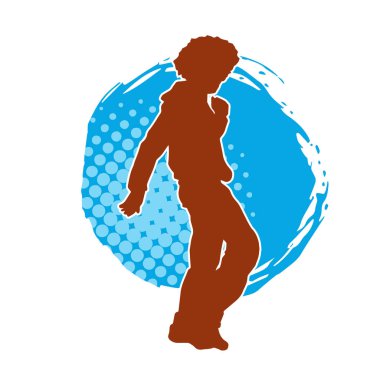 Kapüşonlu ve afro saçlı, yürüyen zayıf bir gencin silüeti..