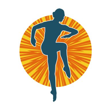 Hareketli bir kadın balerin silueti. Dans eden balerin kızın silueti..