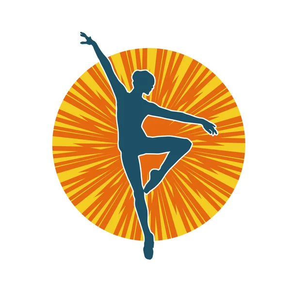 Hareketli bir kadın balerin silueti. Dans eden balerin kızın silueti..