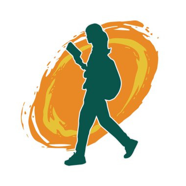 Sırt çantalı bir kadın gezginin silüeti.