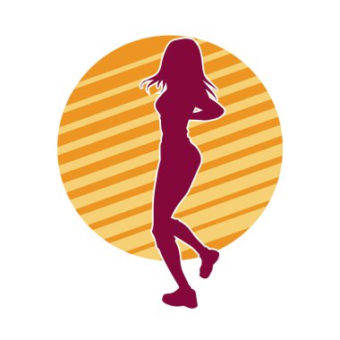 Hareketli bir kadın dansçının silueti. Dans eden zayıf bir kadının silueti..