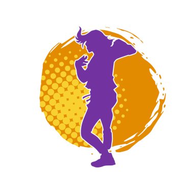 Hareketli bir kadın dansçının silueti. Dans eden zayıf bir kadının silueti..