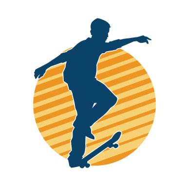 Hareket halindeki bir erkek silueti kaykay üzerinde poz veriyor. Kaykaylı bir şehir çocuğunun silueti..